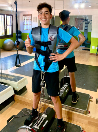 strength-and-conditioning-tennis-mallorca-juniors-boy-strength-training